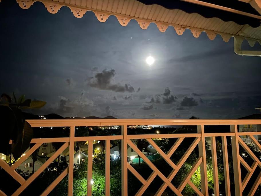 Sunny Cottage, Belle Terrasse, Proche Et Vue Mer 圣吕斯 外观 照片