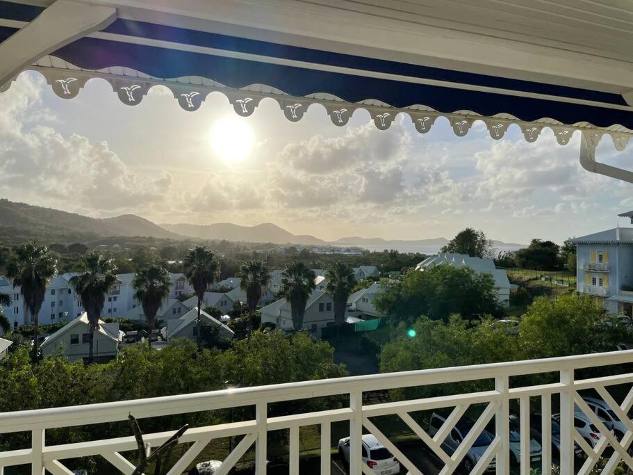 Sunny Cottage, Belle Terrasse, Proche Et Vue Mer 圣吕斯 外观 照片